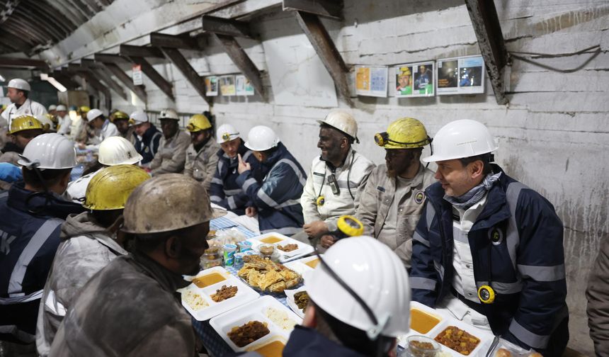 Bakan Bayraktar: Ülkemiz için enerji arzı sorunu öngörmüyoruz (2)