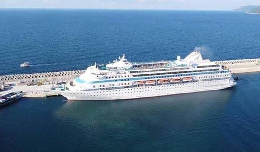 Bayram tatilinde 6 bin nüfuslu ilçeye 56 bin kişi geldi