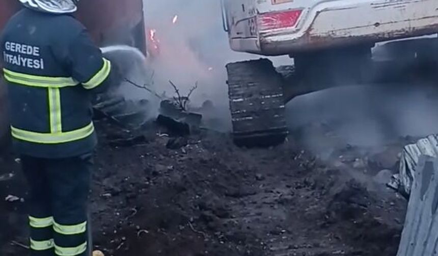 Bolu'daki yangında 4 ev ile 8 samanlık kullanılamaz hale geldi