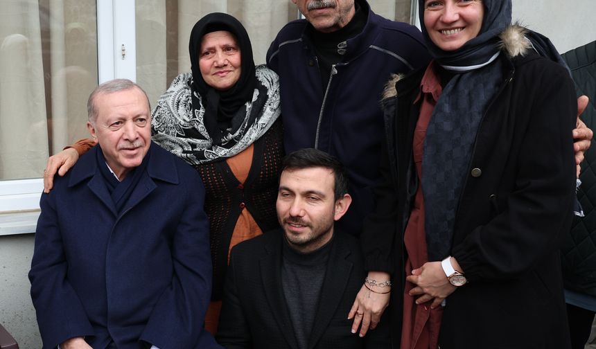 Cumhurbaşkanı Erdoğan, komşularıyla bayramlaştı