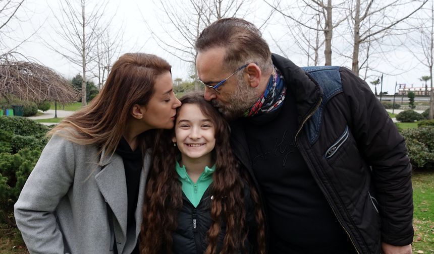 Dünya matematik şampiyonu Lina, Cumhurbaşkanı Erdoğan'dan 23 Nisan'da koltuğuna oturmayı istemiş