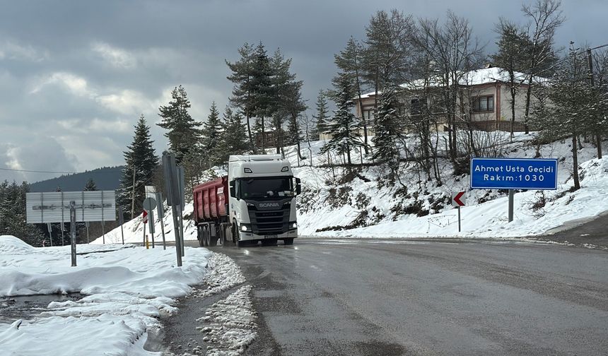Karabük'ün yüksek kesimlerine kar yağdı