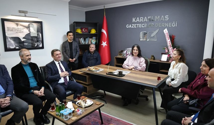 Karaelmas Gazeteciler Derneğinin yeni binası törenle açıldı