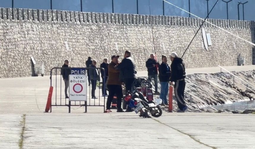 Limanda balıkçıların kavgası kamerada