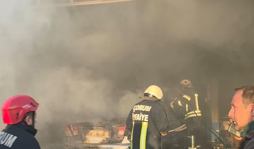 Otomobil tamir sırasında yandı; 3 işçi yaralı