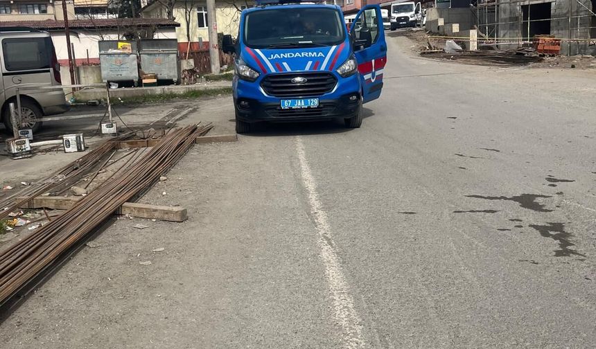 Sağlık ocağı inşaatında 3'üncü kattan düşen işçi ağır yaralandı