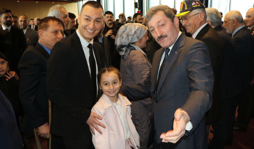 Samsun'da protokol bayramlaştı