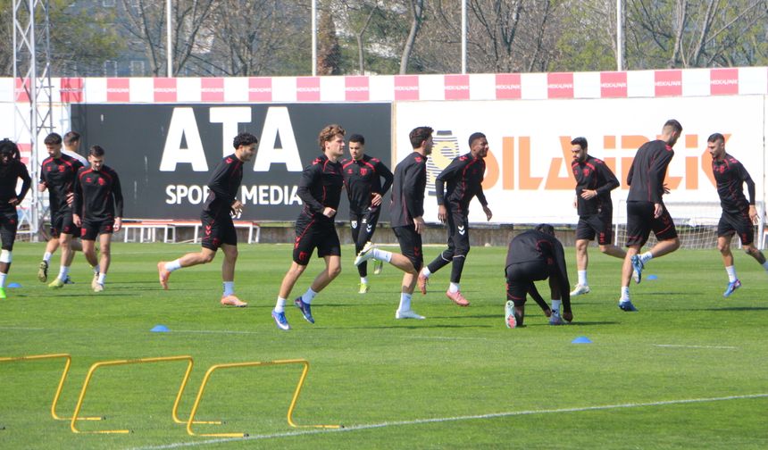 Thorsten Fink: Her maçı kazanmak istiyoruz