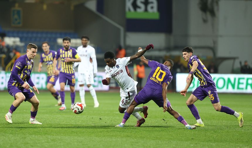 Trabzonspor'dan 9 oyuncuya milli davet