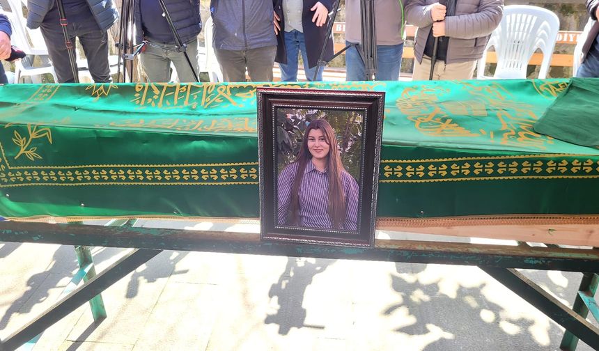 Belediye başkanının yargılandığı taciz davasının mağduru Tuana'nın öldüğü kaza kamerada / Ek fotoğraflar