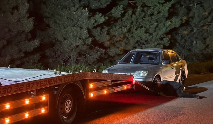 'Dur' ihtarına uymayan ehliyetsiz sürücüye 400 bin TL ceza