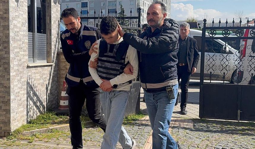 Evinde uyurken balkondan giren kişi tarafından öldürüldü (2)