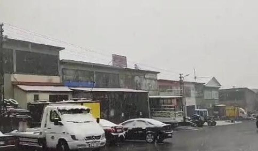 Gerede'de kar yağışı etkili oldu
