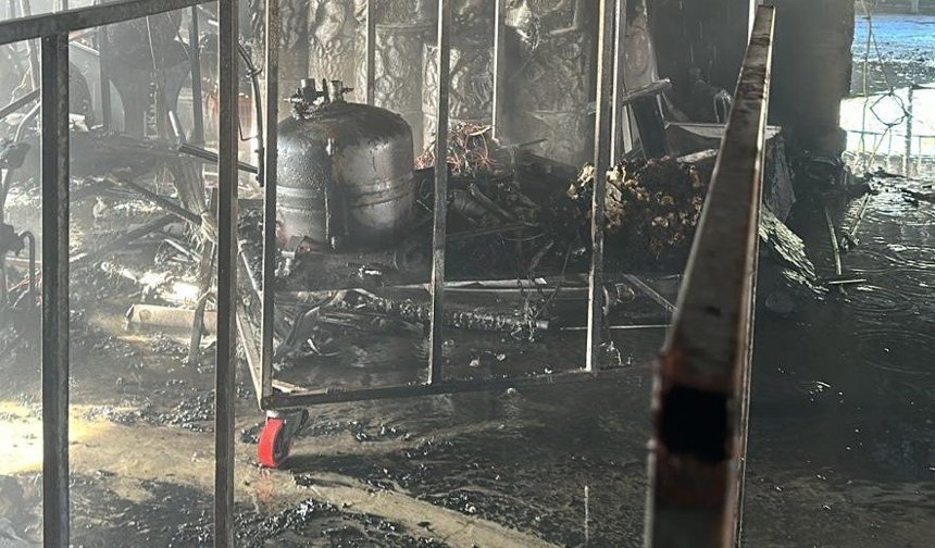 Halı fabrikasında yangın