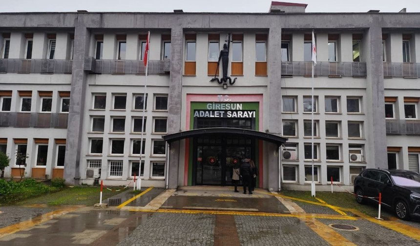 Hasbi Dede, 'cinsel taciz' suçundan 1 yıl 6 ay hapis cezasına çarptırıldı