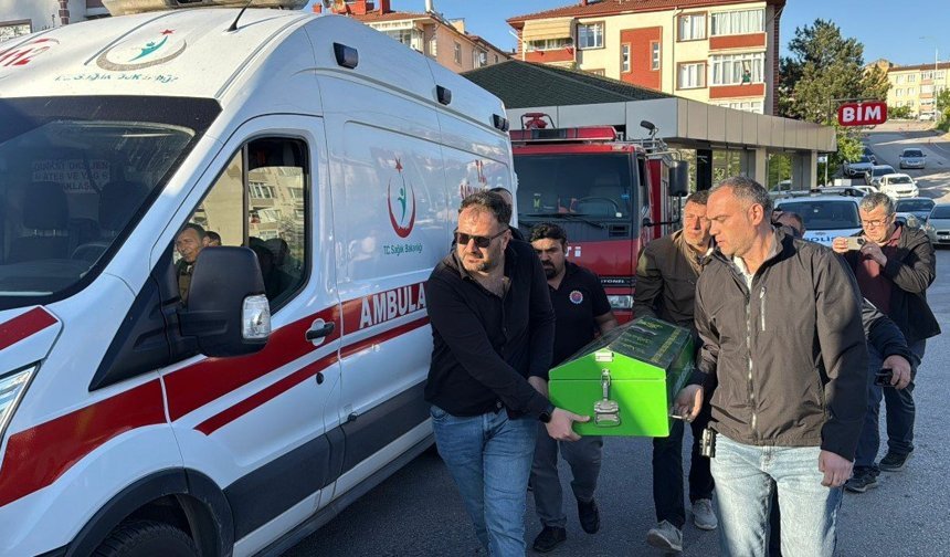 Servis minibüsünün çarptığı çocuk hayatını kaybetti