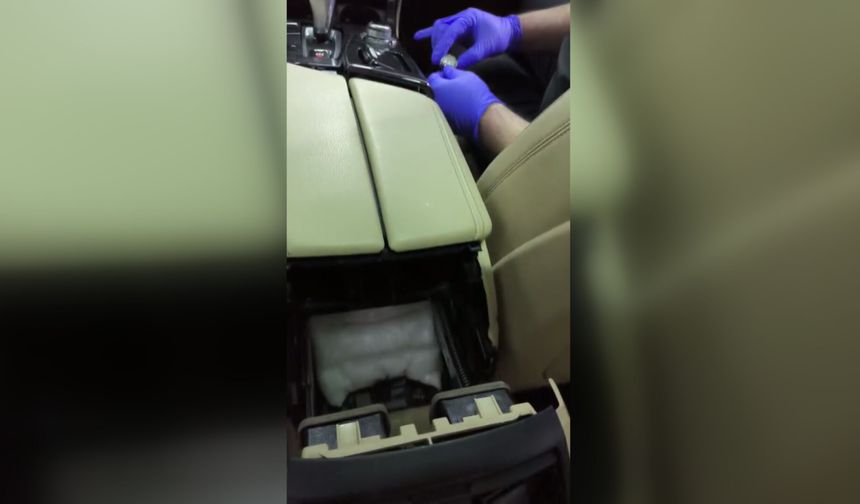 TIR'ın dorsesindeki araçtan uyuşturucu çıktı; 1 gözaltı