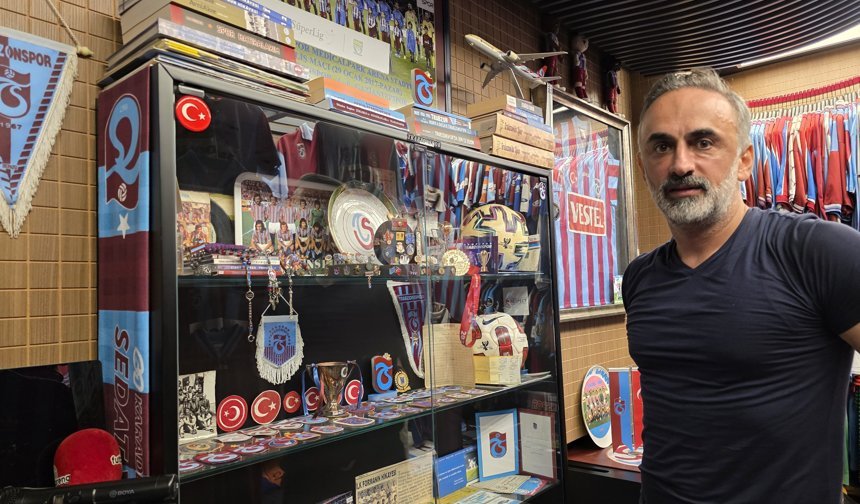 Trabzonspor tutkusuyla evinde formalarından müze yaptı