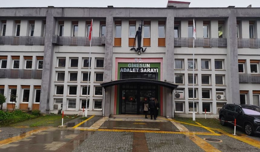 Trafikteki kavgada emekli öğretmenin ölümüne neden olan sanık, hakim karşısında