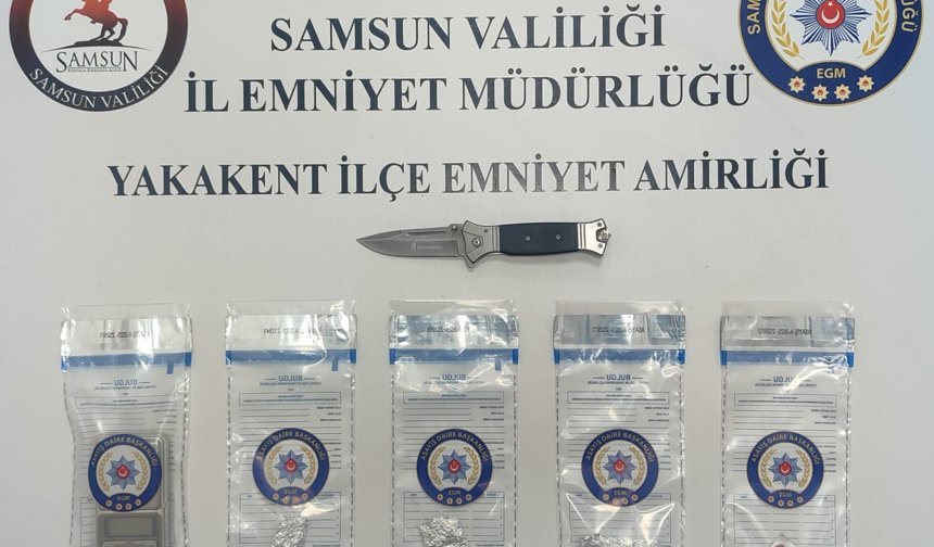 Yakakent'te uyuşturucu operasyonu: 2 gözaltı