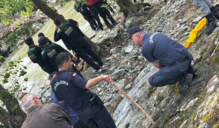 3 gündür kayıp olan kadının cansız bedenine ulaşıldı