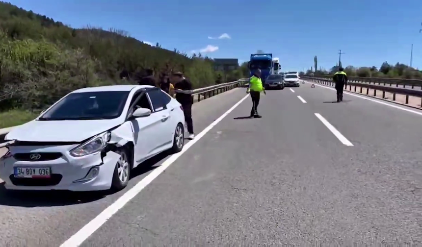 Anadolu Otoyolu'nun Bolu geçişinde trafik yoğunluğu (3)