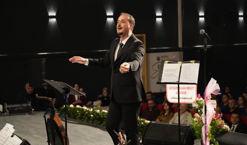 Bafra Adliyesi'nden 19 Mayıs'a özel Türk Halk Müziği konseri