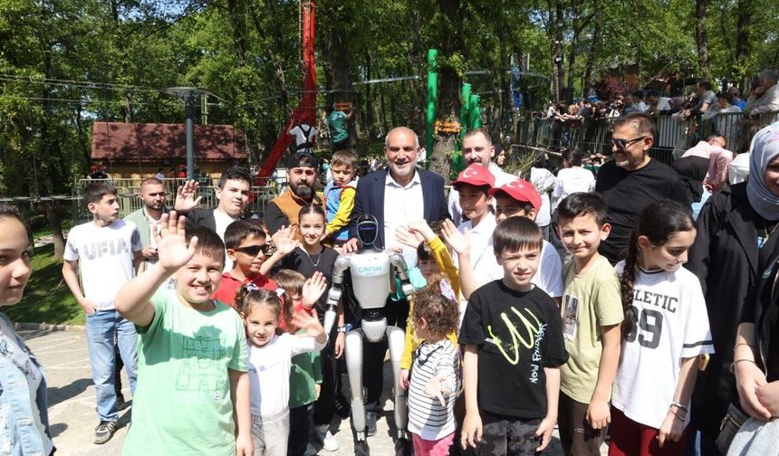 Canik Macera Parkı'nı ilk günden 10 bin kişi ziyaret etti