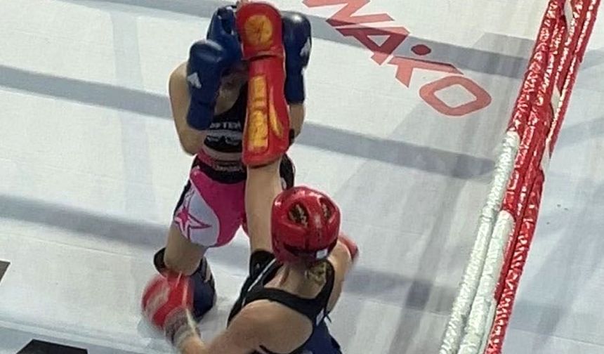 Enerjisini atmak için başladığı kick boksta dünya şampiyonu oldu