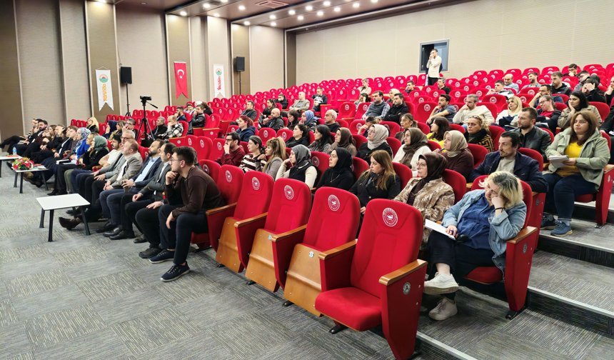 İlkadım Belediyesi'nde dijital altyapı eğitimi