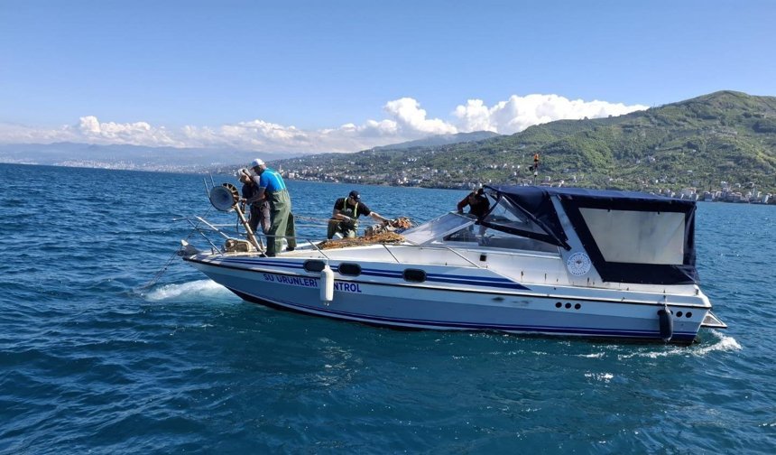 Kalkan av yasağı denetimlerinde 3 bin metre ağa el konuldu