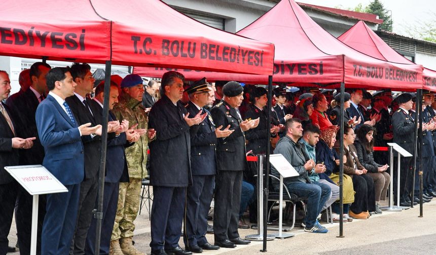 Kalp krizinden ölen ilçe jandarma komutanı, askeri törenle uğurlandı