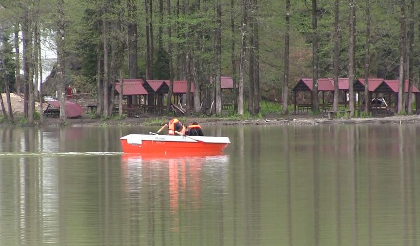 Karagöl, bayramda yerli ve yabancı turistleri ağırladı