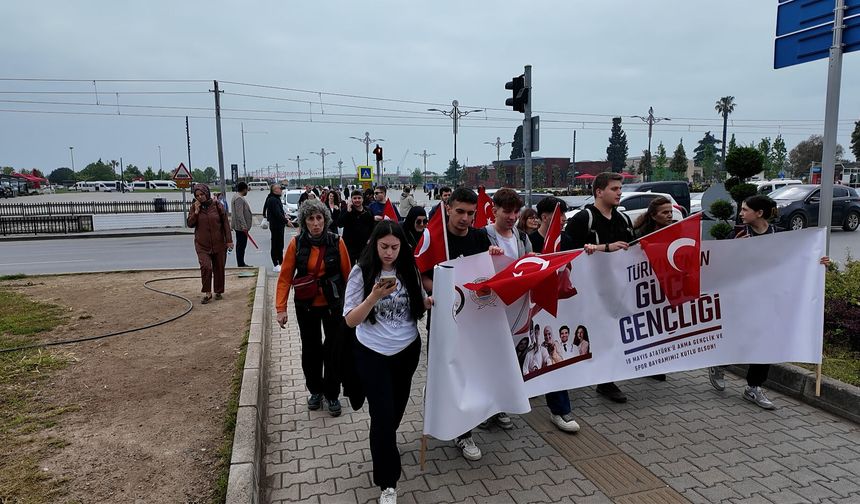Samsun'da 'Dağcılık Ulusal Kurtuluş Mücadelesini Anma Yürüyüşü' başladı