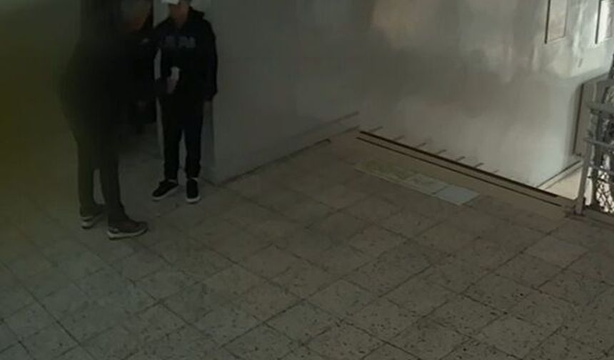 Soluk borusuna yemek kaçan öğrenciyi öğretmeni Heimlich manevrası ile kurtardı