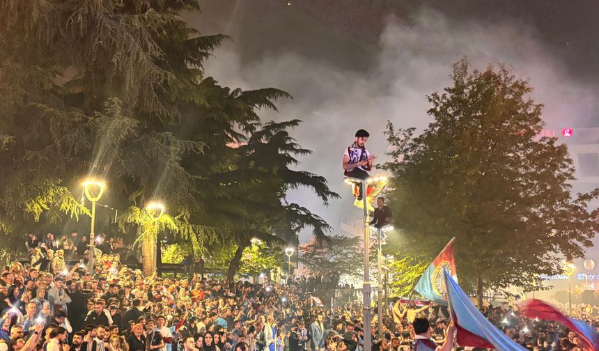 Trabzon'da kupa zaferi coşkuyla kutlandı