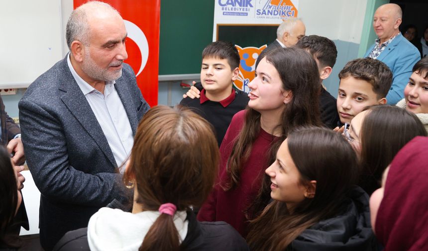Canik Belediyesi'nden gençlere ücretsiz YKS ve LGS simülasyonu