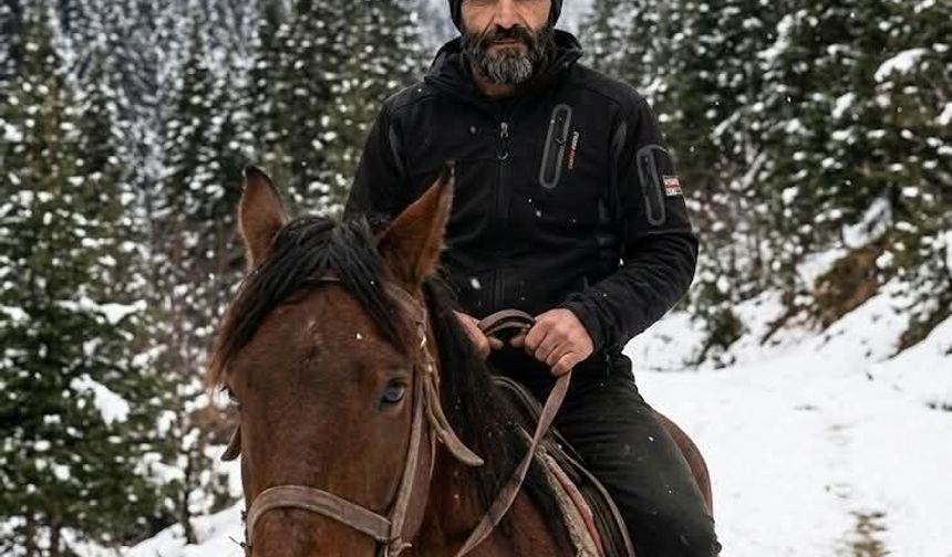 Dereye düşen kamyonette kaybolan baba-oğlu arama çalışmalarında 2'nci gün