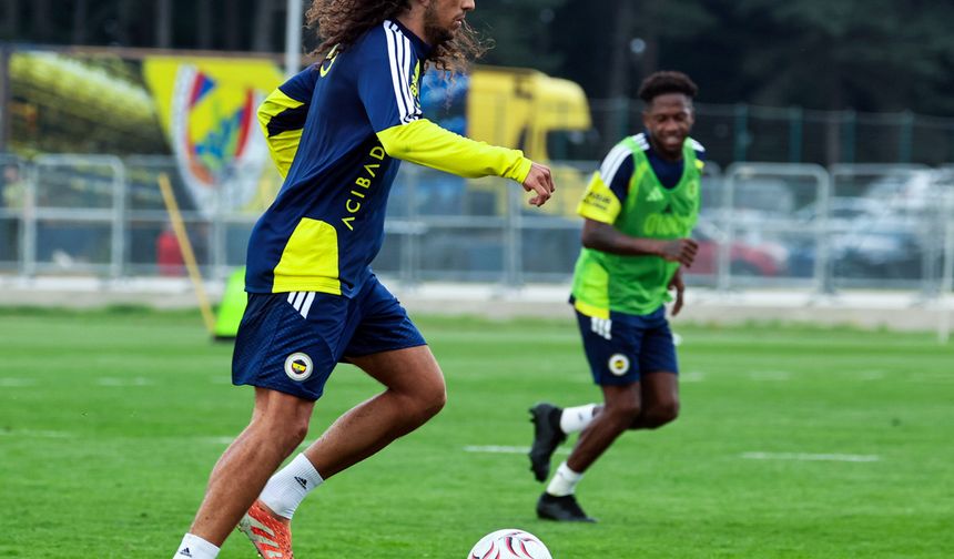 Fenerbahçe, Topuk Yaylası'nda hazırlıklarını sürdürüyor