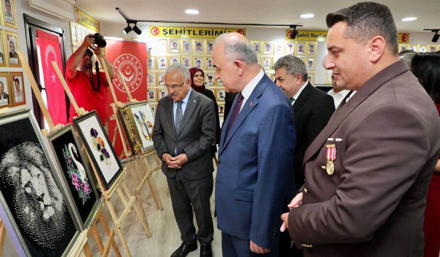 Ordu'da şehit yakınları ve gazilerin el emeği eserleri sergilendi