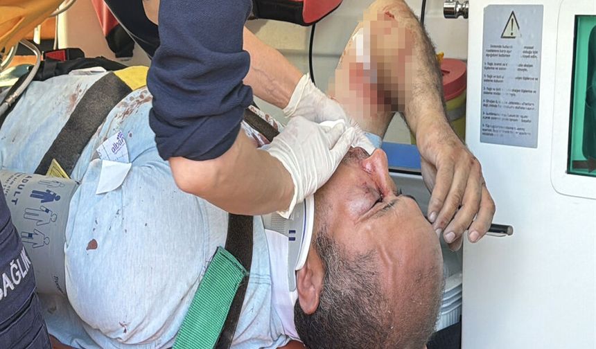 Otomobil ile motosiklet çarpıştı: 1'i ağır 4 yaralı