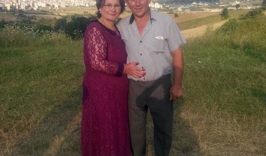 Otomobil, park halindeki TIR'a çarptı; sürücü ile eşi öldü / Ek fotoğraflar