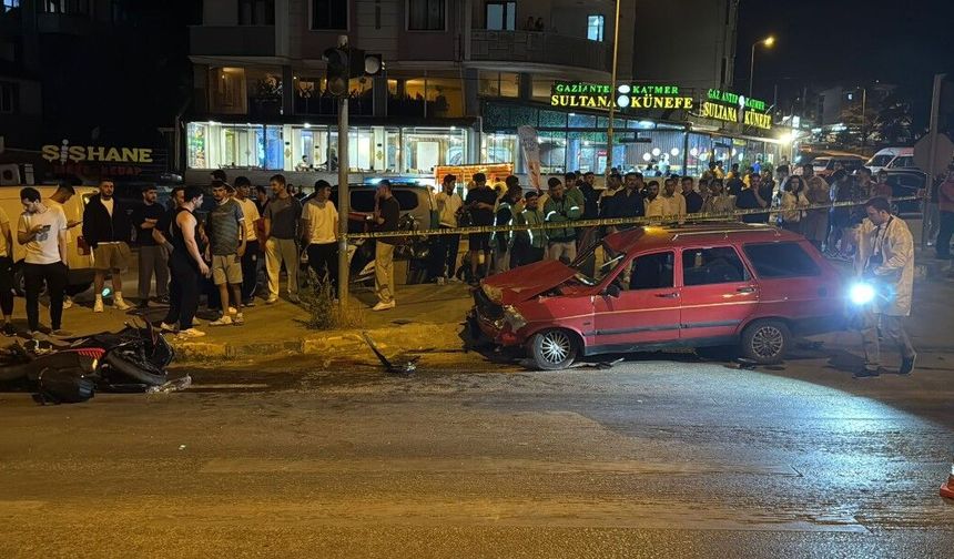 Otomobille çarpışan motosikletin sürücüsü ağır yaralandı