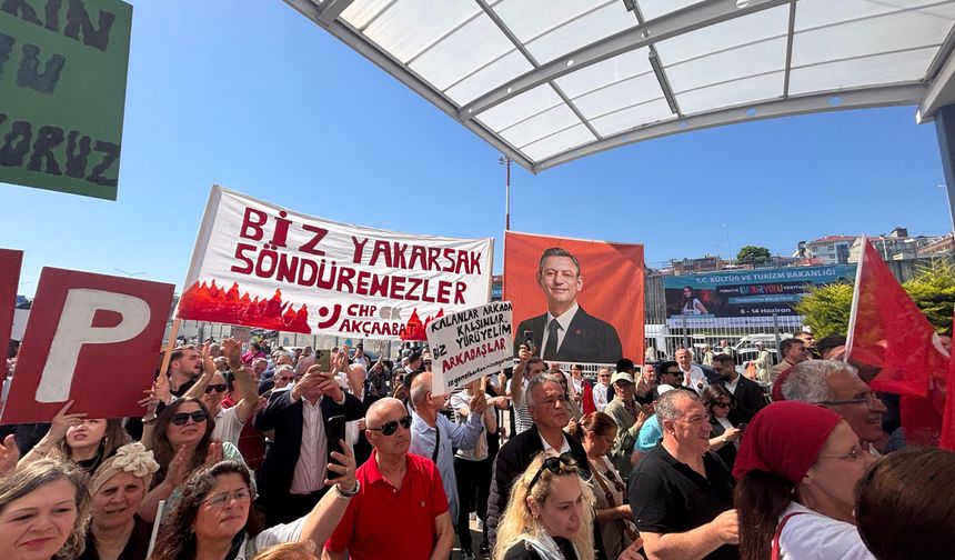 Özgür Özel: Siz bugün tarihin doğru tarafındasınız