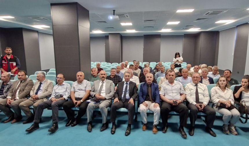 Samsun'da muhtarlara 'Sosyal Risk Haritası ve Aile Rehberi' eğitimi