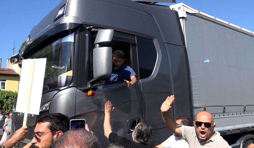 Samsun'da yaya geçidinde ölen Güneş için yolu kapatıp, eylem yaptılar