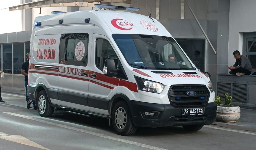 Serinlemek için girdiği baraj gölünde boğuldu