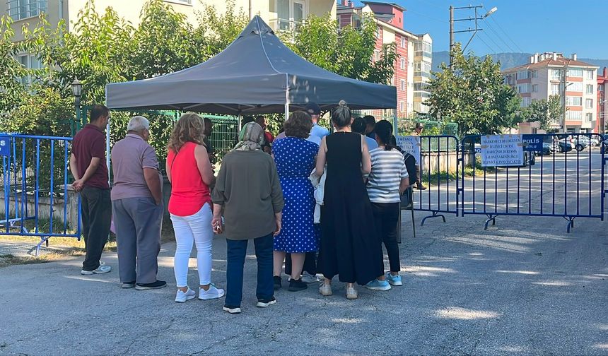 Bolu'daki 'rüşvet' ve 'irtikap' davasında zincir marketlerin yetkilileri ifade verdi