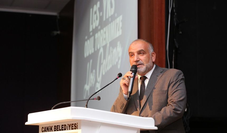 Canik Belediyesi'nden YKS ve LGS şampiyonlarına ödül