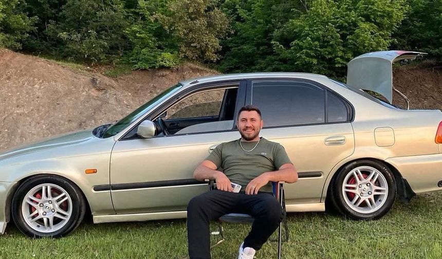 Kediye çarpmamak için manevra yapan motosikletli kaza yaptı: 1 ölü